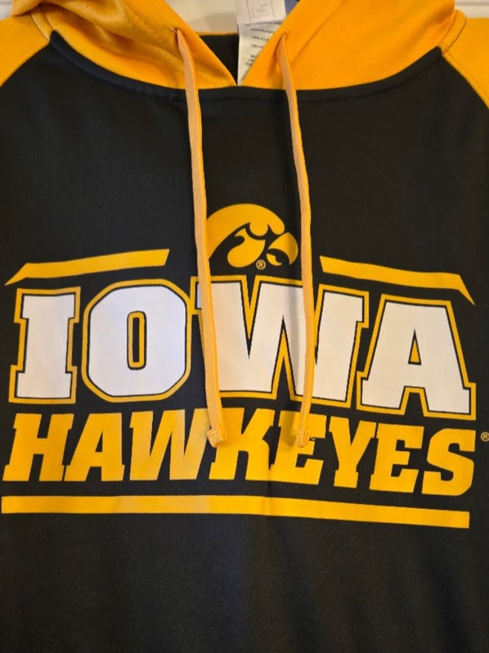 Iowa Hawkeyes Hoodie - Picture 2 of 6